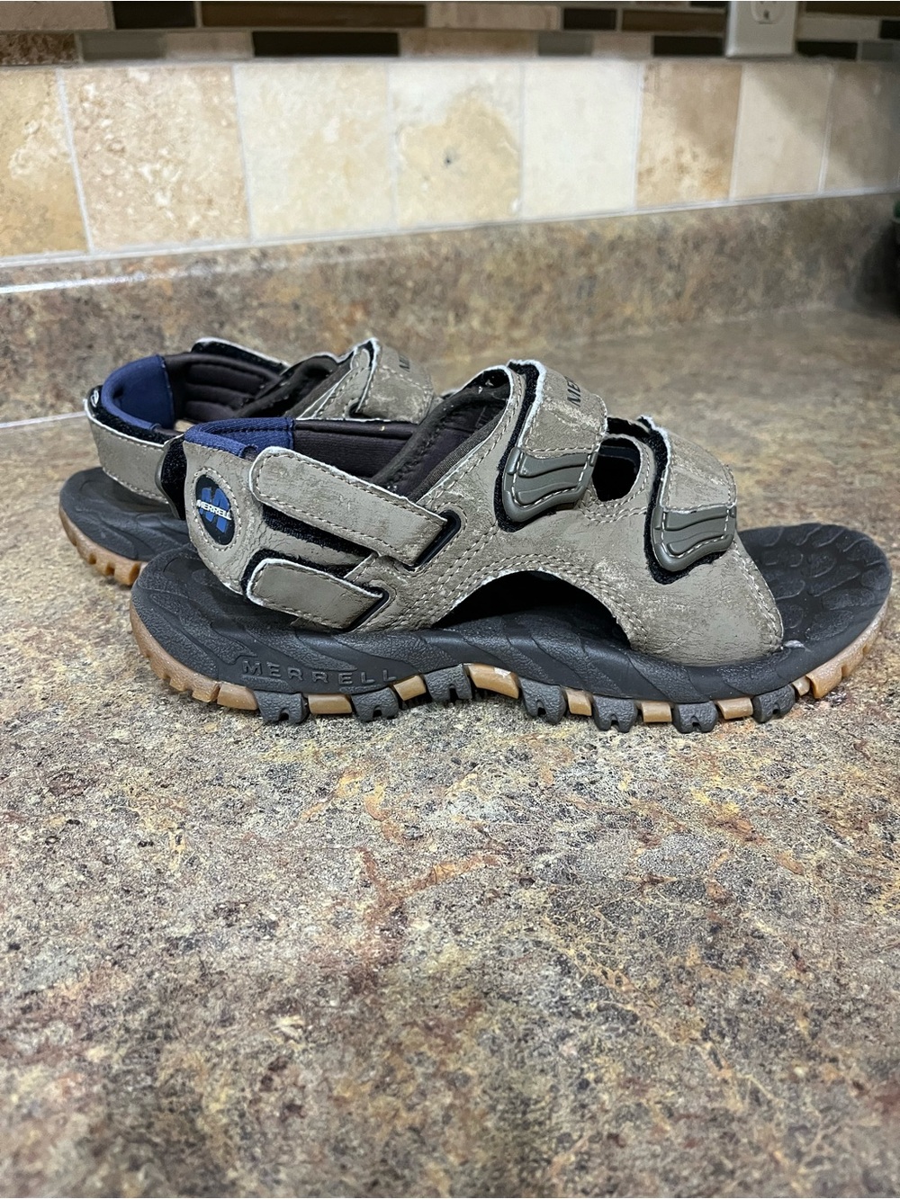 Merrell Women’s 7 Air Cushion Leather Sport Hiking Sandals Taupe Brown Outdoor